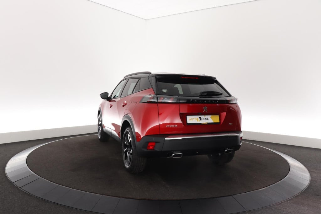Peugeot 2008 puretech 130 gt | camera | dodehoekdetectie | navigatie | park
