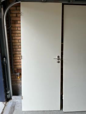 5 witte stompe binnendeuren incl. beslag