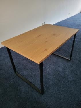 Eettafel als nieuw! En hometrainer