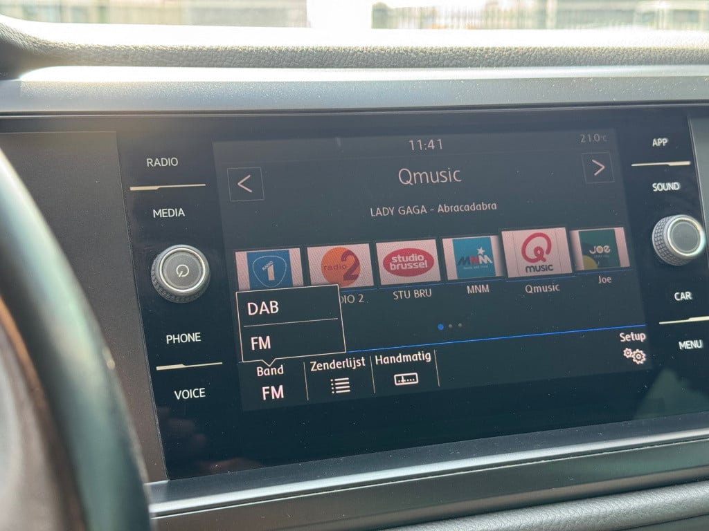 Volkswagen Polo 1.0 tsi highline * carplay * pdc 2x * airco * 18 inch
