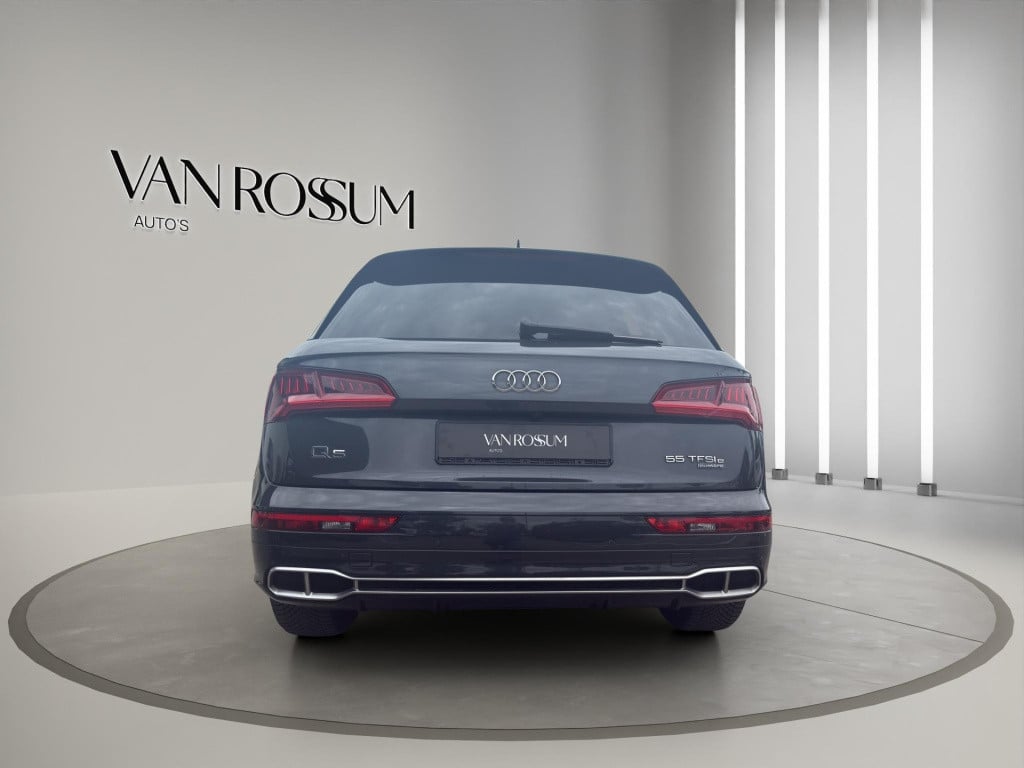 Audi Q5 55 tfsi e quattro competition s-line | luchtvering | head-up | 20"|