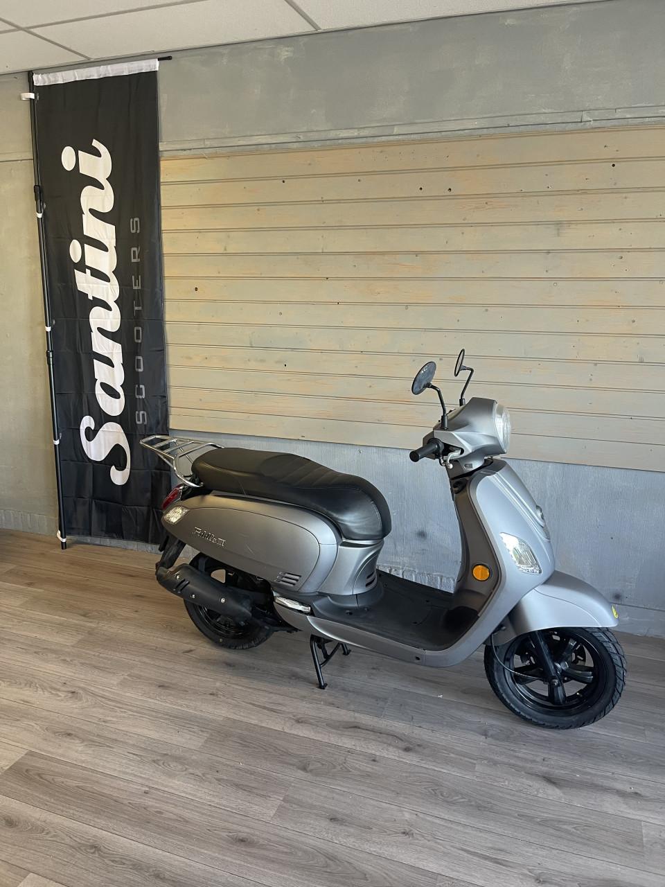 Scooterpromo Goes SYM FIDDLE 45 KM