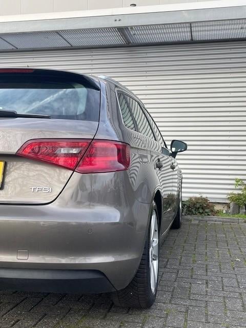 Audi A3 sportback 1.4 tfsi ambiente pro line plus