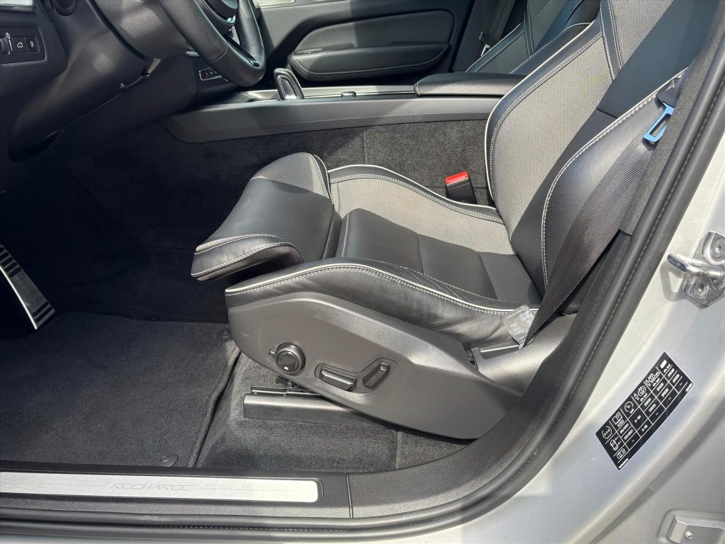 Volvo XC60 t6 340pk recharge awd r-design| harman kardon|360 camera|schuifd