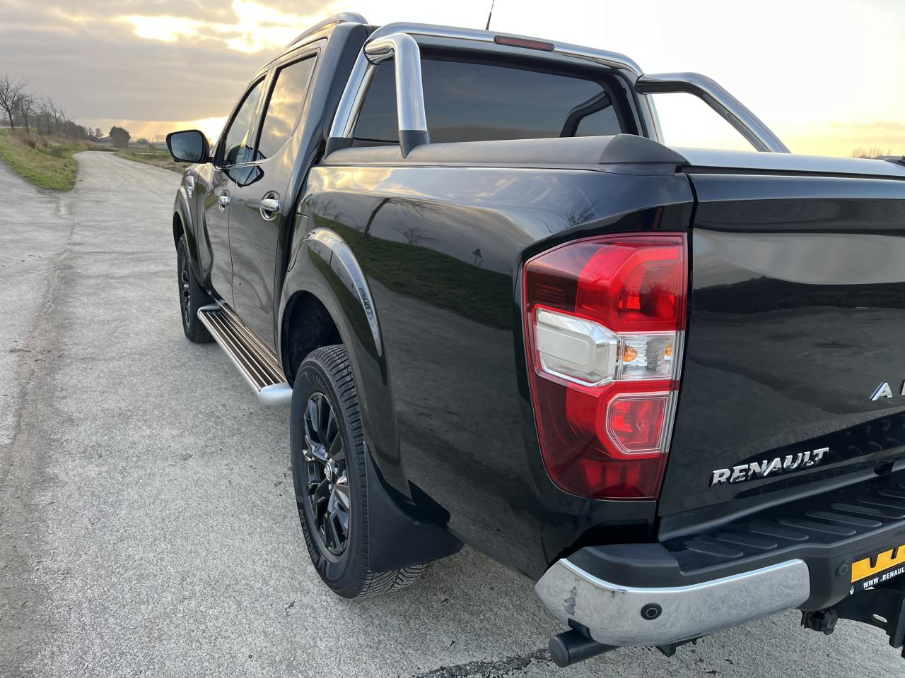 Renault Alaskan 2.3 dCi 190 pick-up grijs kenteken 2021