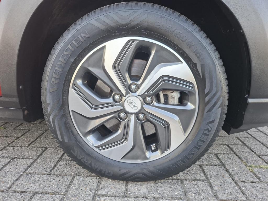Hyundai Kona 1.6 hybrid comfort smart