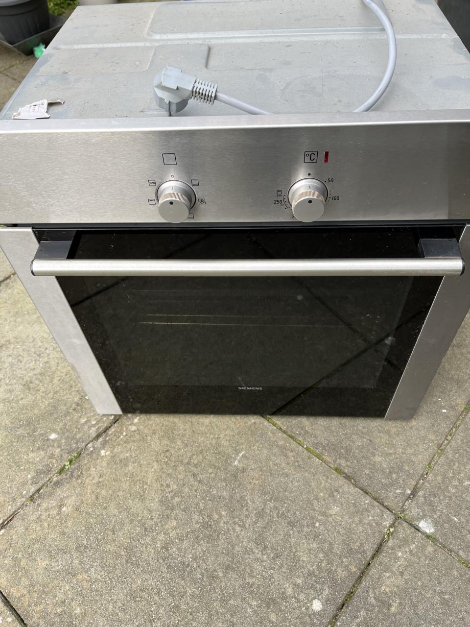 Te koop Siemens inbouw fornuis