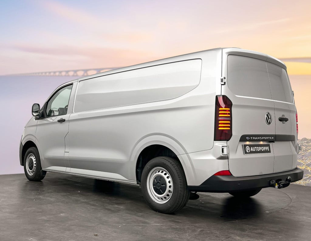 Volkswagen Transporter bedrijfswagens life intro l2 elektromotor 160 kw (21