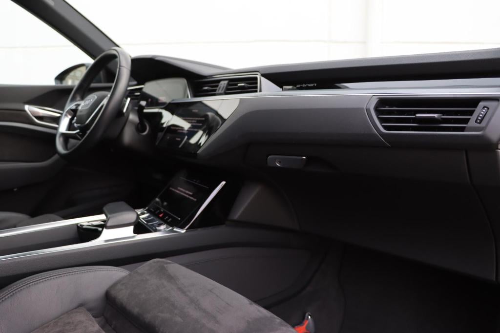 Audi E-tron sportback 50 quattro business edition plus 71 kwh/313pk