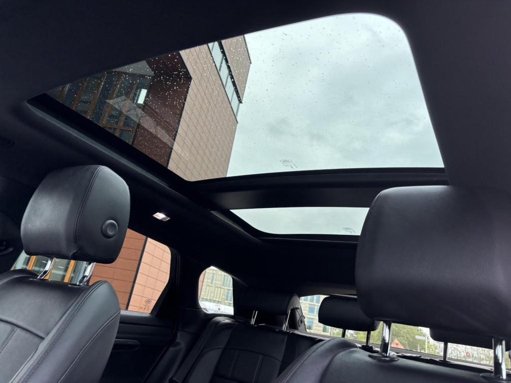 Land Rover Range Rover 1.5 p300e awd r-dynamic hse soh 90% volle opties!