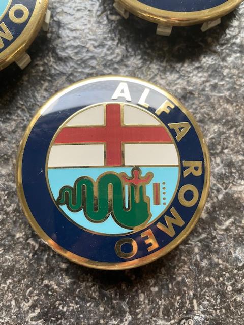Alfa Romeo originele naafdoppen voor op de velgen