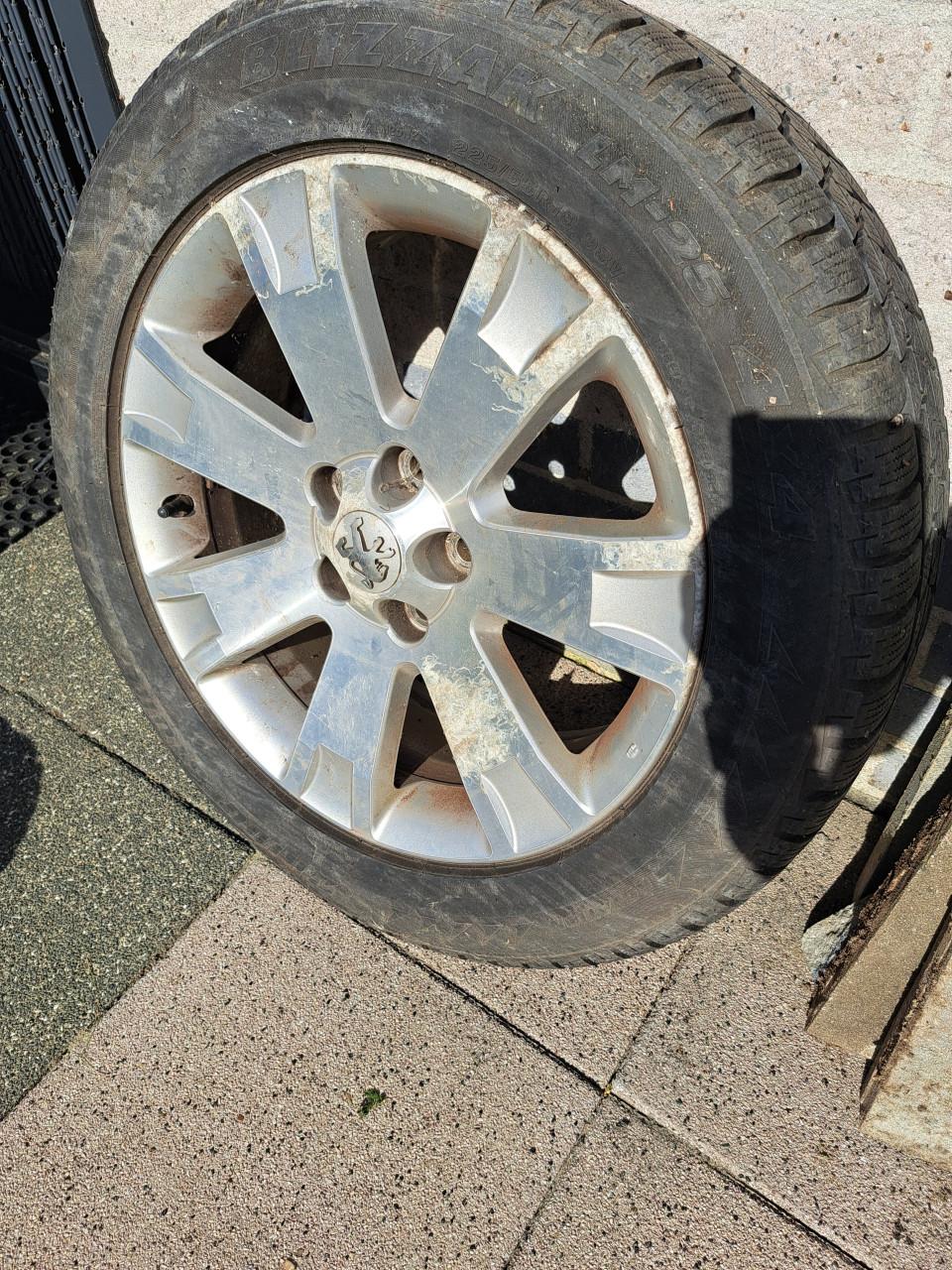 Winterbanden met velgen