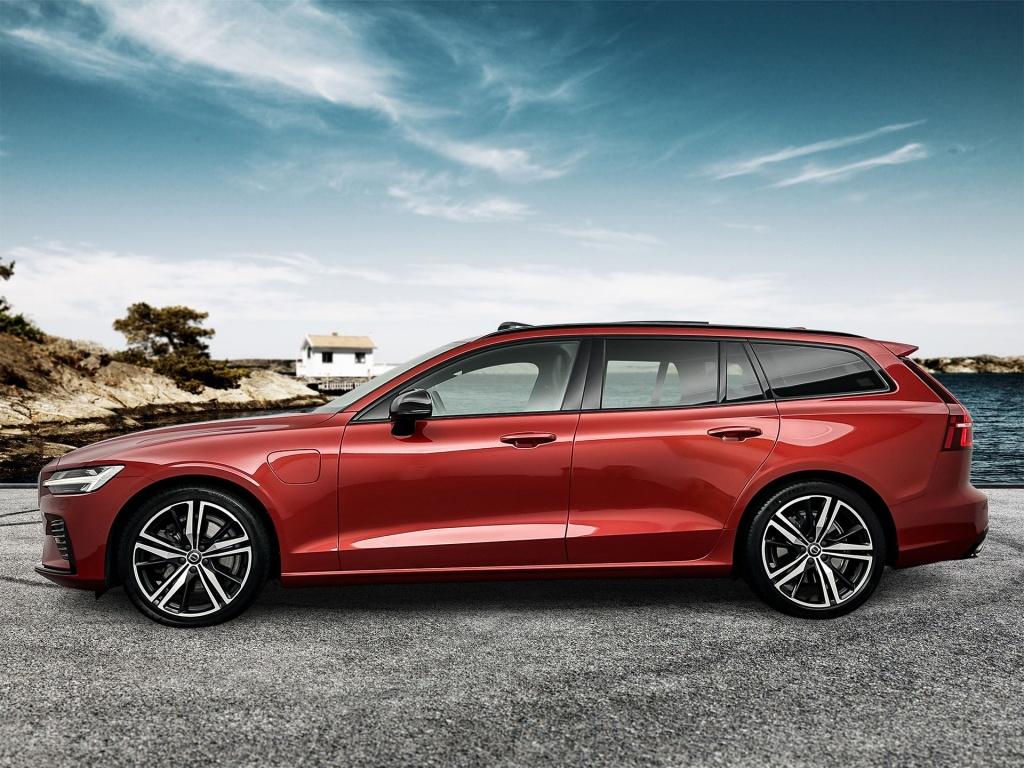 Volvo V60 t8 390pk recharge r-design| pano| 360camera| hud| adap.cruise
