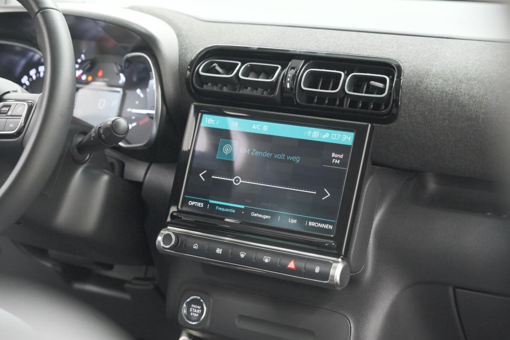 Citroen C3 Aircross puretech 130 eat6 shine | camera | navigatie | parkeers