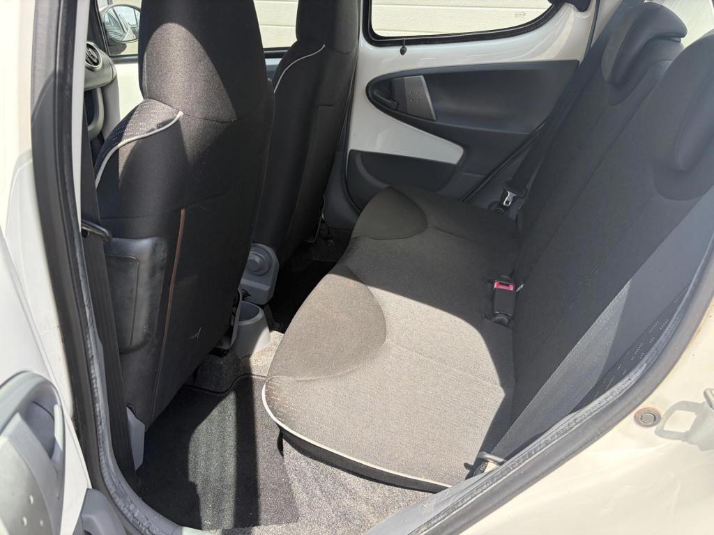 Peugeot 107 1.0-12v xs/80.000 nap/airco/2e eigenaar/leuke auto/