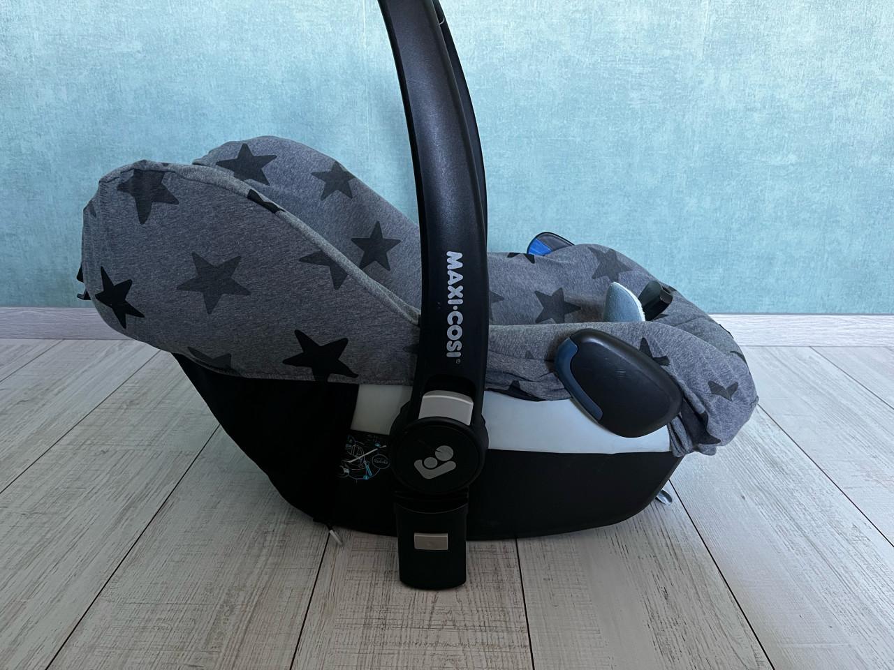 Maxi cosi inclusief hoes van Dooky