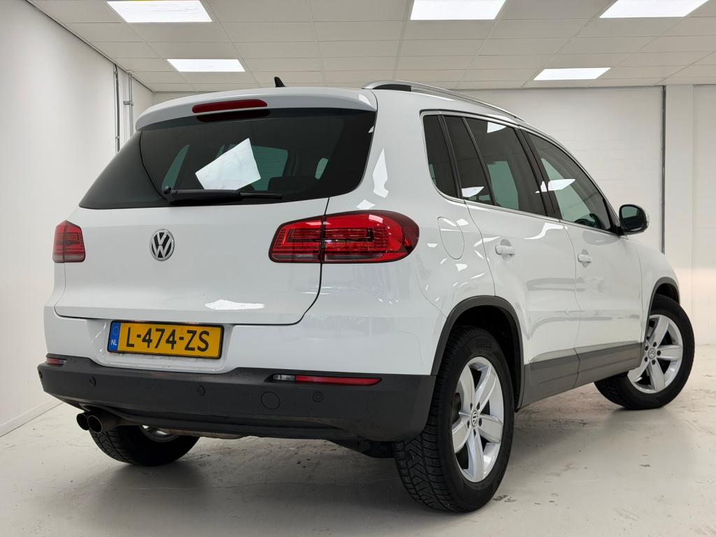 Volkswagen Tiguan 1.4 tsi sport&style | navi | stoelverwarming | clima stoe