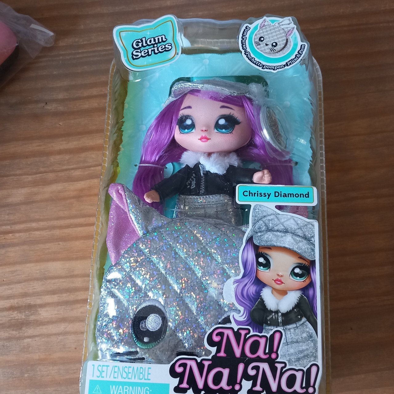 Nanana high pop nieuw Chrissy Diamond