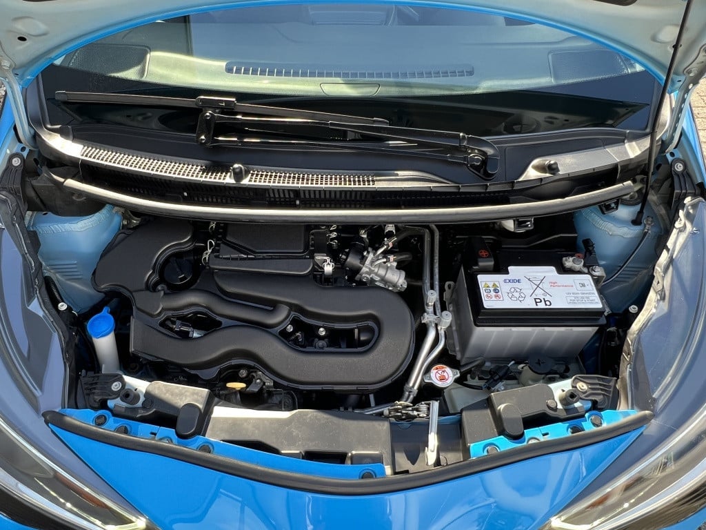 Toyota Aygo 1.0 vvt-i x-play ltd | dealeronderhouden | airco |