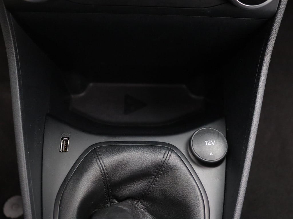 Ford Fiesta 1.0 ecoboost connected | cruise control | a/c | bluetooth | app