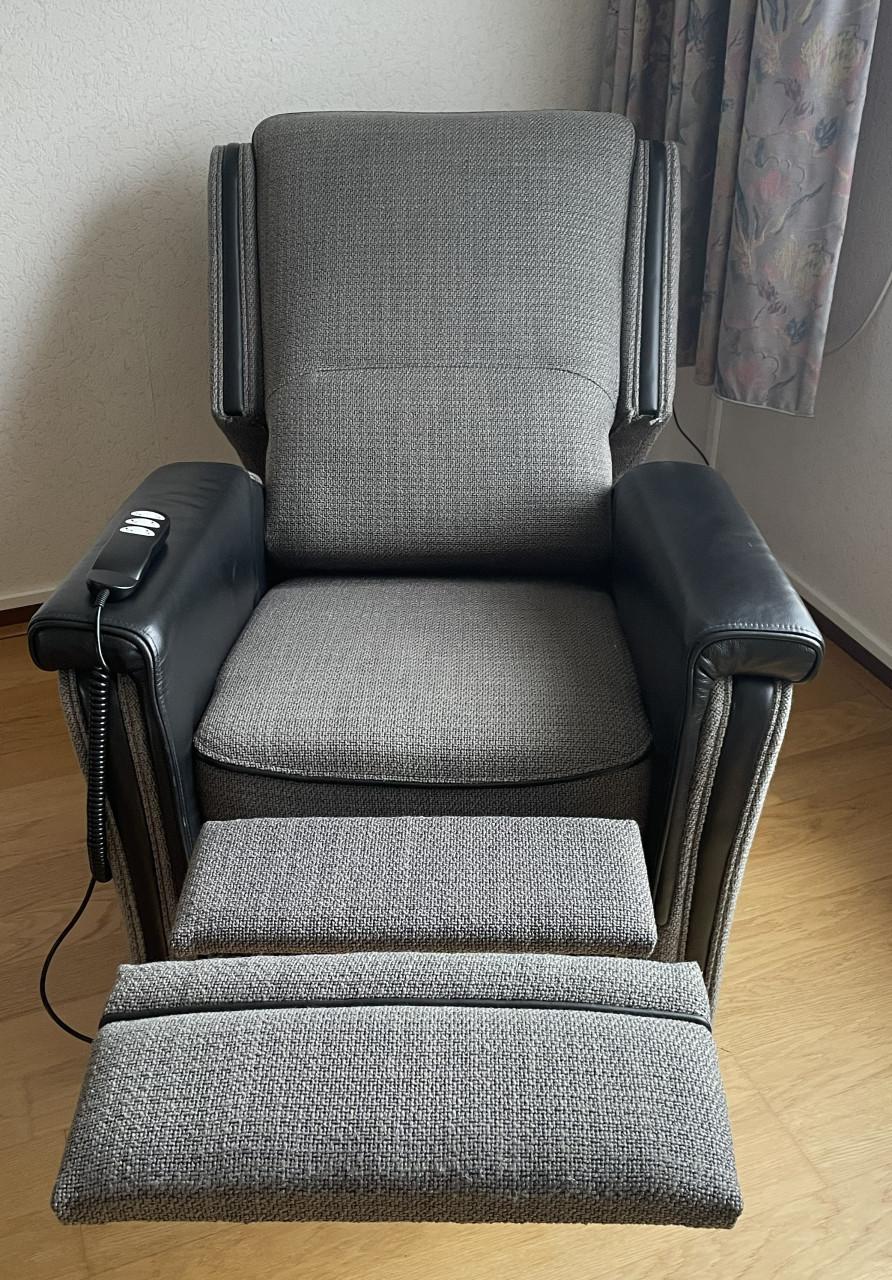 Comfortabele stoel elektrisch bedienbaar