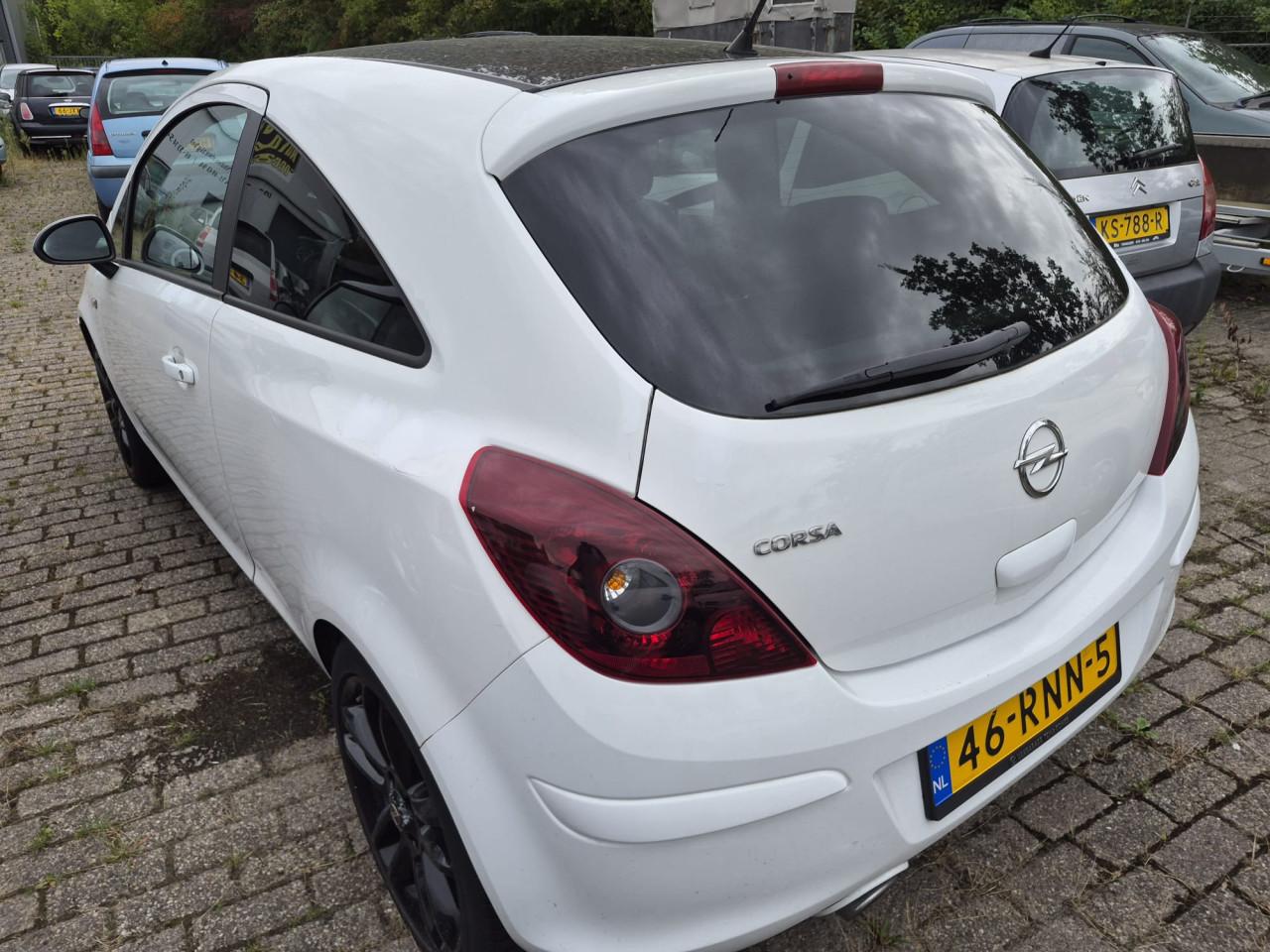 Opel Corsa D 1.4-16V Twinport  Apk 31-8-2027
