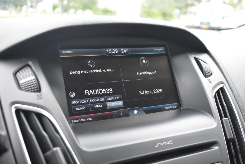 Ford Focus 1.0 trend | incl. nieuwe distrtibutieriem | trekhaak | airco | n