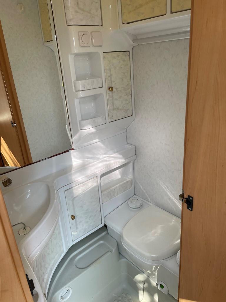 Hobby de Luxe 450 met mover