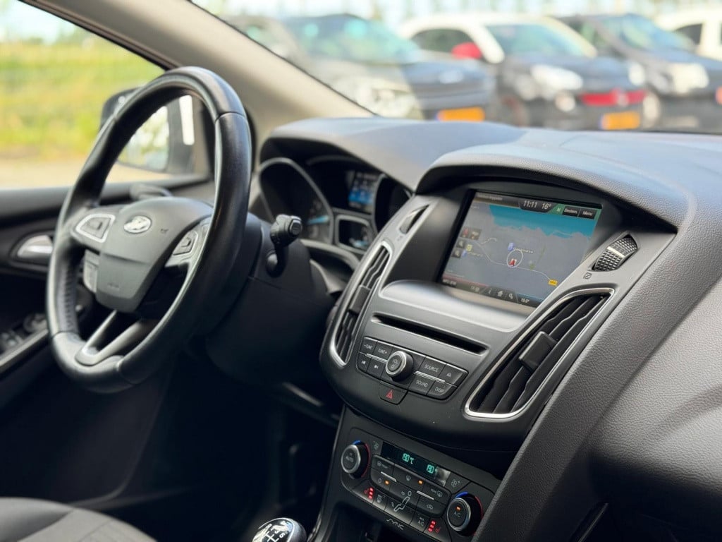 Ford Focus wagon 1.5 titanium edition