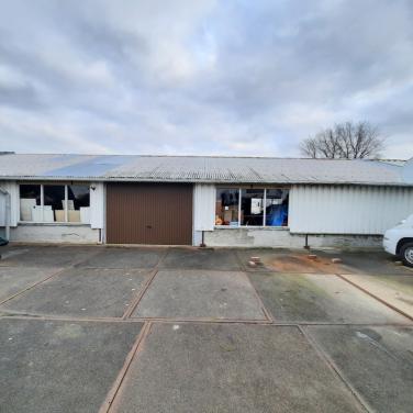 Overheaddeur en kanteldeur