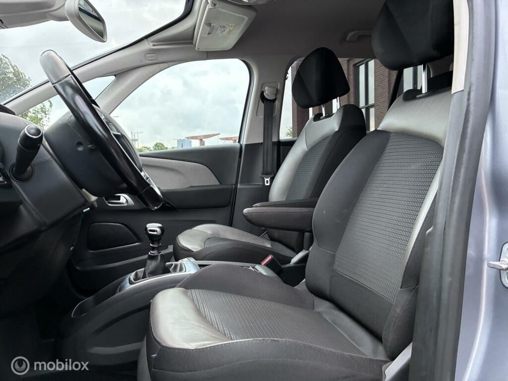 Citroen Grand C4 Spacetourer 1.2 PureTech Shine km182.038 Nap BJ2020