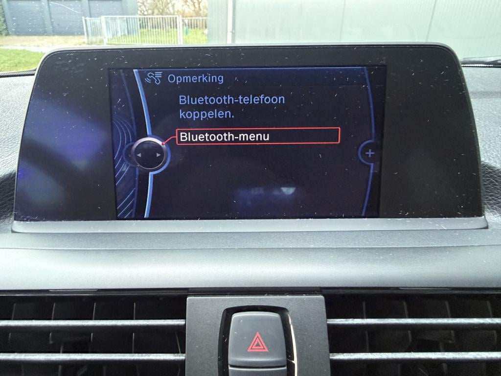 BMW 1 Serie 114i executive business+ 3-drs