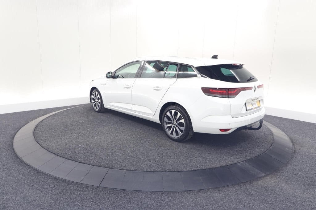 Renault Megane tce 140 edc techno | trekhaak | camera | navigatie | 9.3 inc