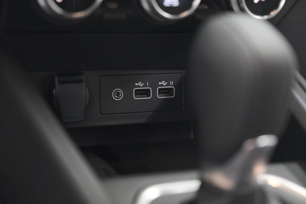 Renault Clio 1.6 e-tech full hybrid 145 techno | 360 camera | bose audio | 