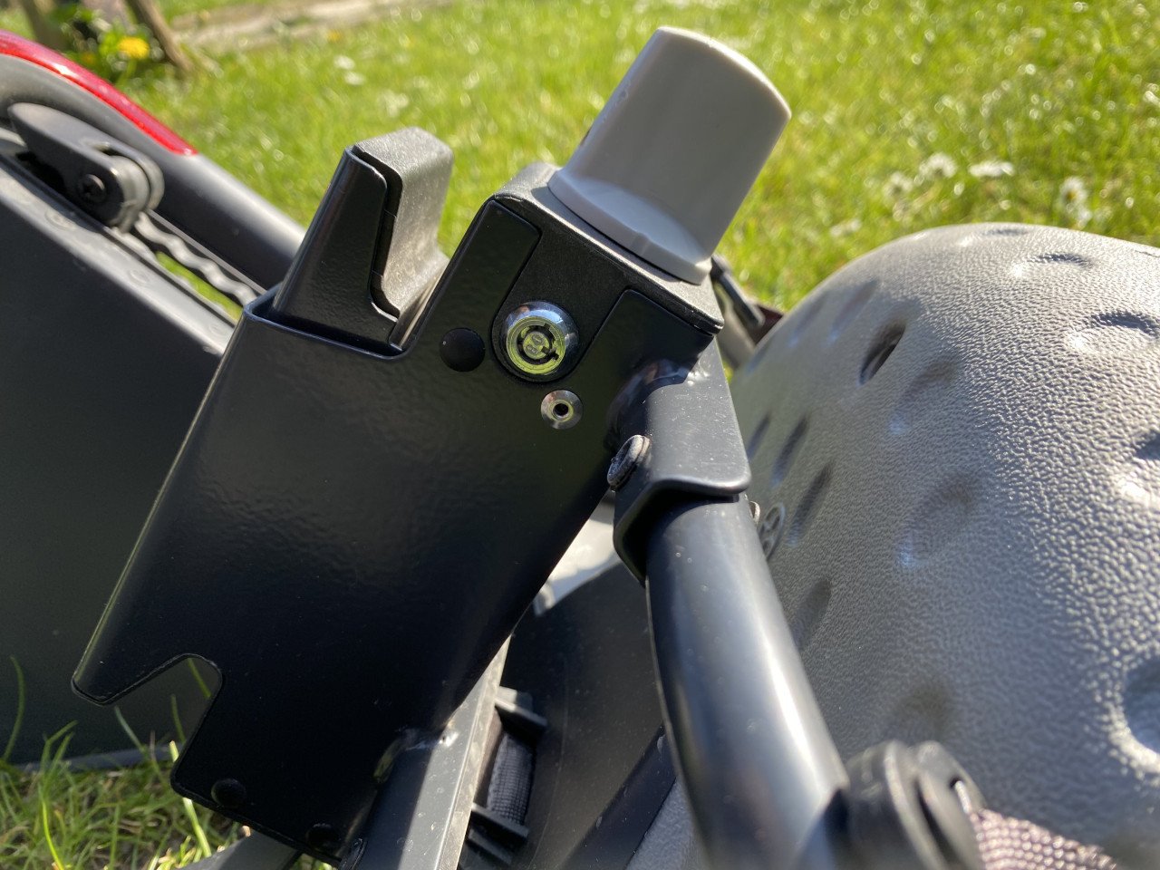 Yepp Maxi Achterzitje Easyfit Silver + sleutels