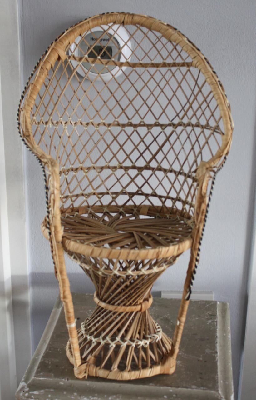 Rieten popen stoeltje