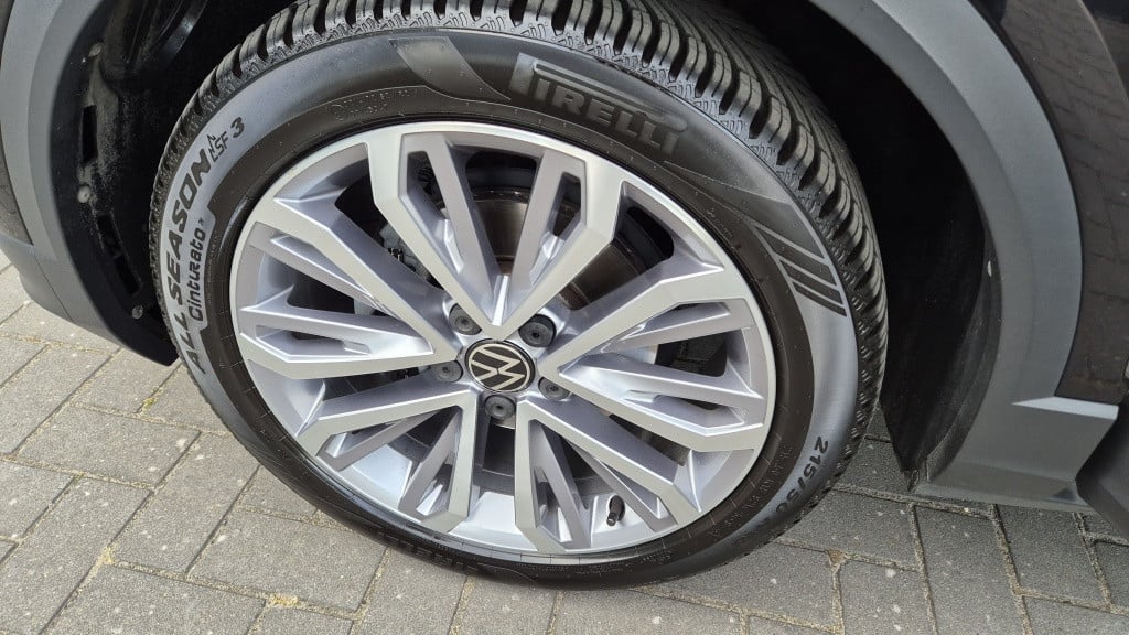 Volkswagen T-roc 1.5 tsi sport*navi*clima*led*lane ass*vitrual*18 inch*auto