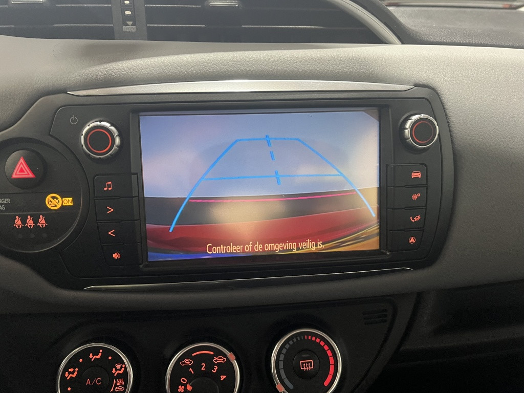 Toyota Yaris 1.0 vvt-i aspiration | airco | camera |