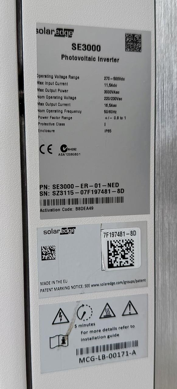 2 x omvormer zonnepanelen