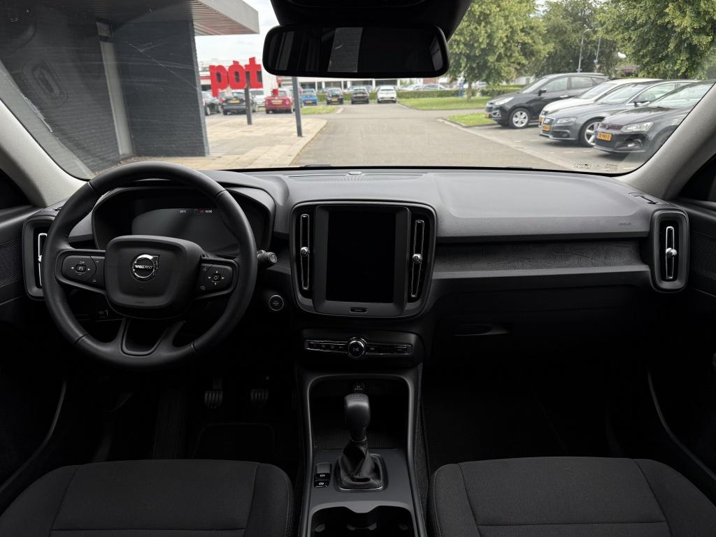 Volvo XC40 1.5 t2 momentum - 12.600km - nieuwstaat -