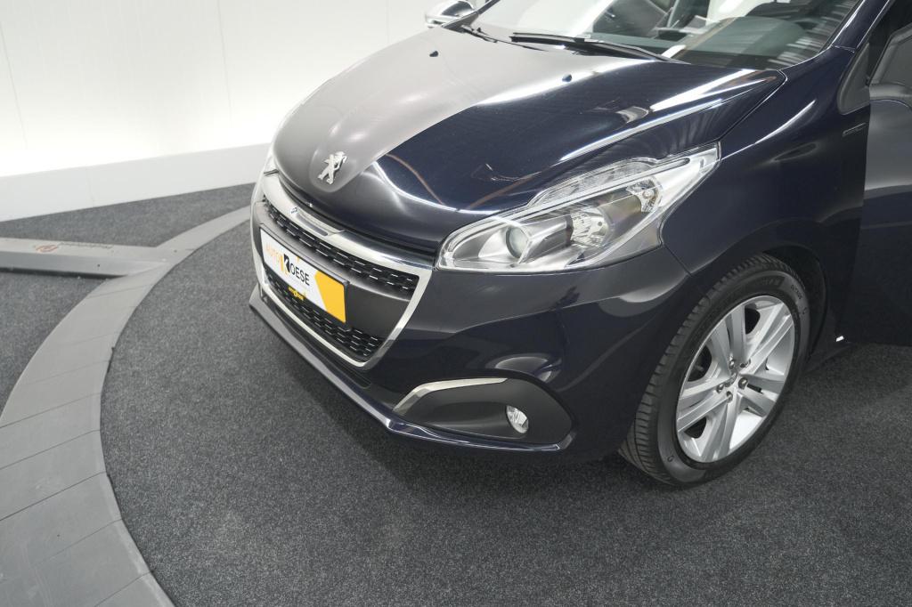 Peugeot 208 puretech 82 signature | apple carplay | parkeersensoren | navig