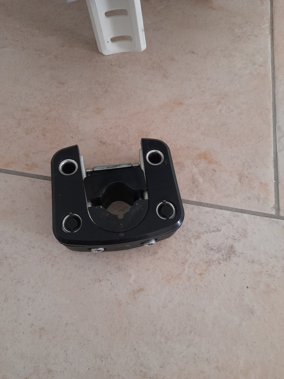 Bobike Fietsstoeltje  (MINI) (met scherm (in goede nette staat )