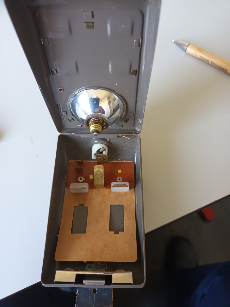 LEGER ZAKLAMP