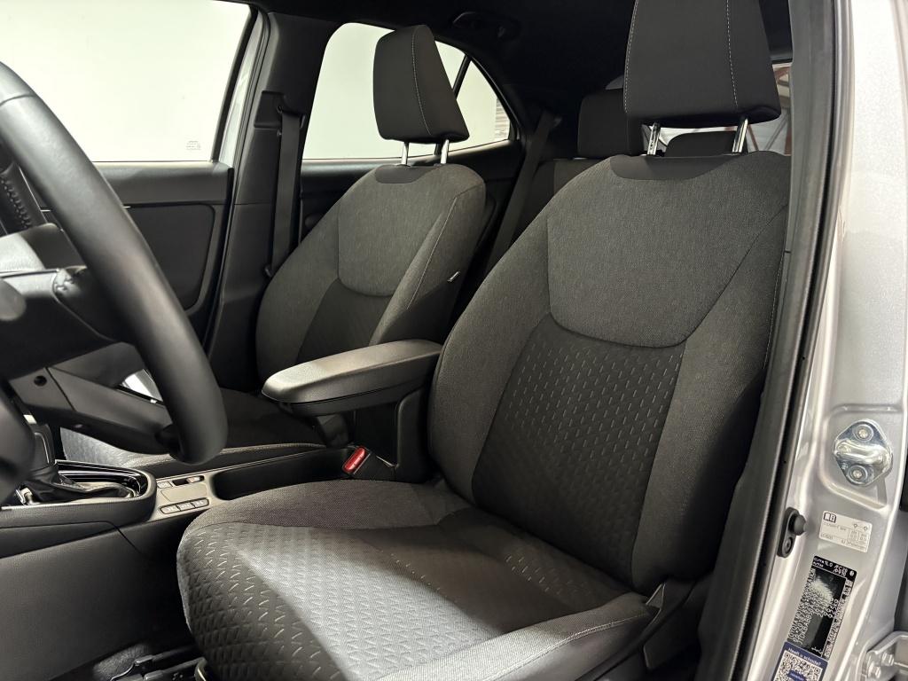 Toyota Yaris Cross 1.5 hybrid 115 first | stoel.ver| comfort pack| camera| 