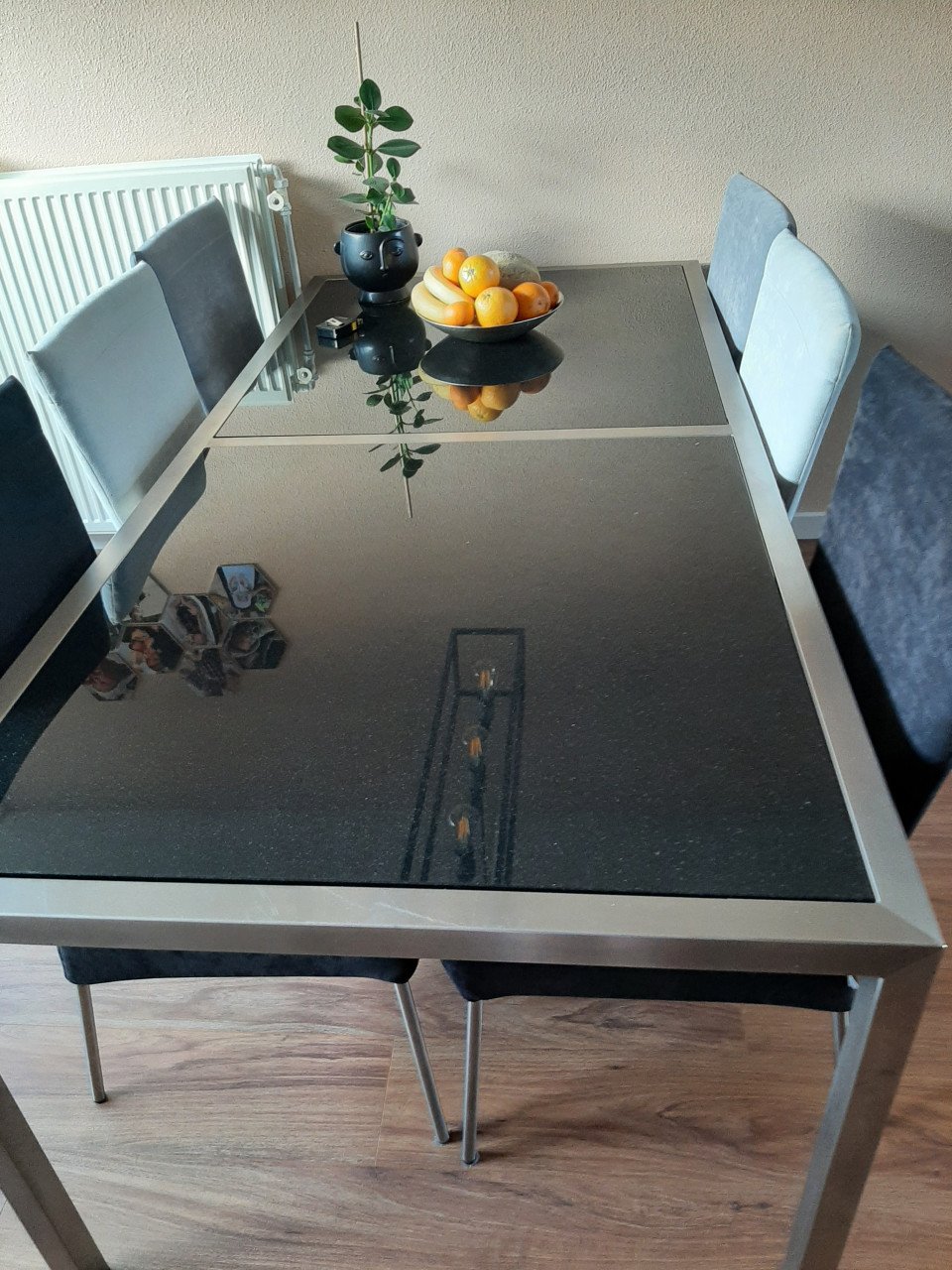 Eettafel en 6 stoelen