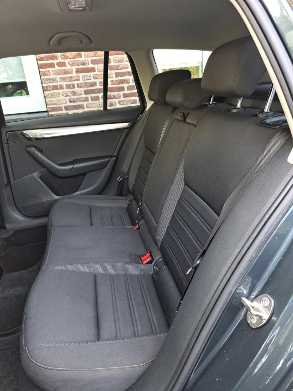 Auto skoda octavia 1.5tsi benzine 2020bj