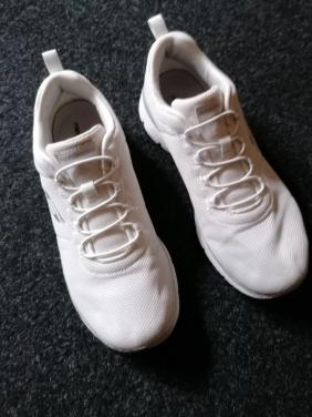 Skechers maat 38