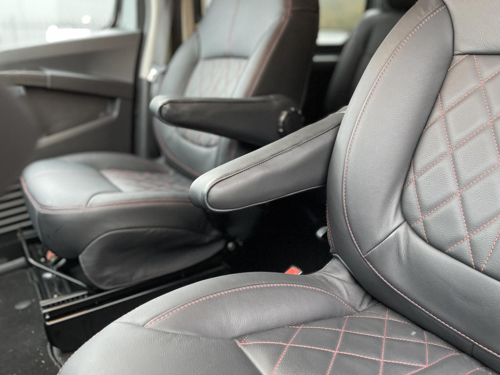 Nissan Primastar 2.0 dci l2h1 n-connecta black edition dubbel cabine 5-pers