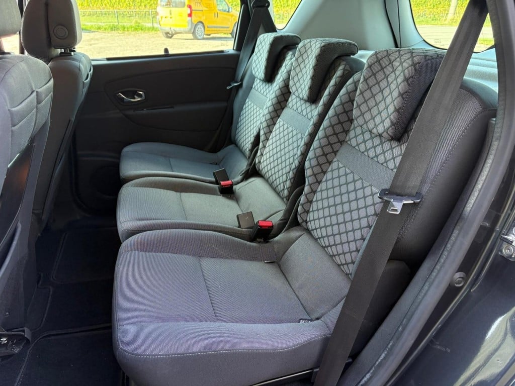 Renault Scenic 1.6 parisienne e85