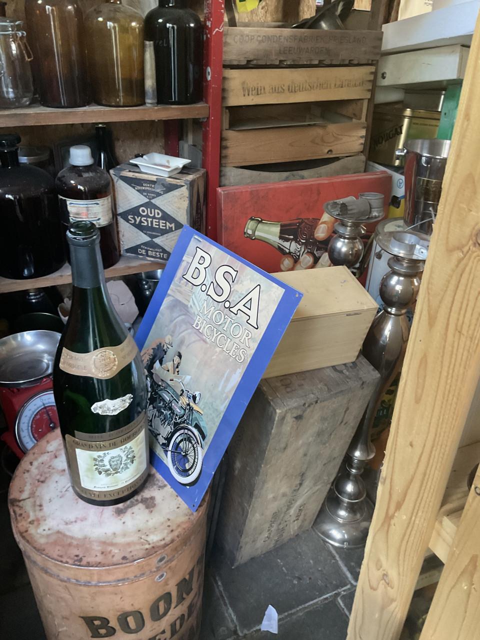 Brocante schuurverkoop